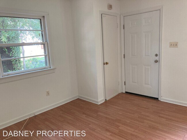 Building Photo - 3 br, 1 bath House - 1100 Evergreen Avenue