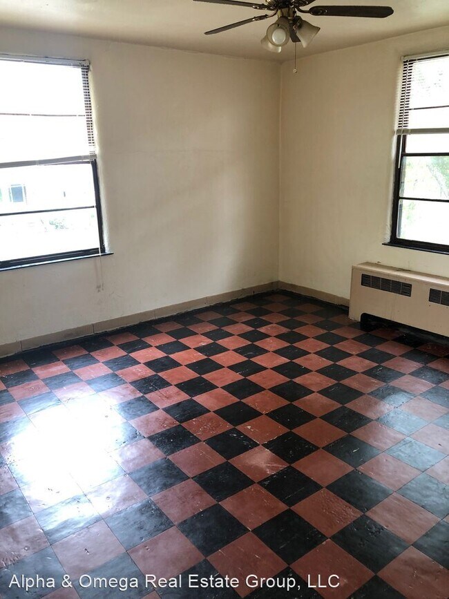 Foto del edificio - 160 W 2nd St
