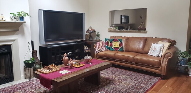 living room - 25 Monadnock Dr