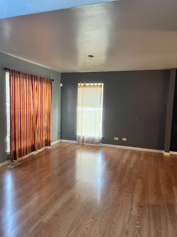 Foto del edificio - 1334 Janice Ln