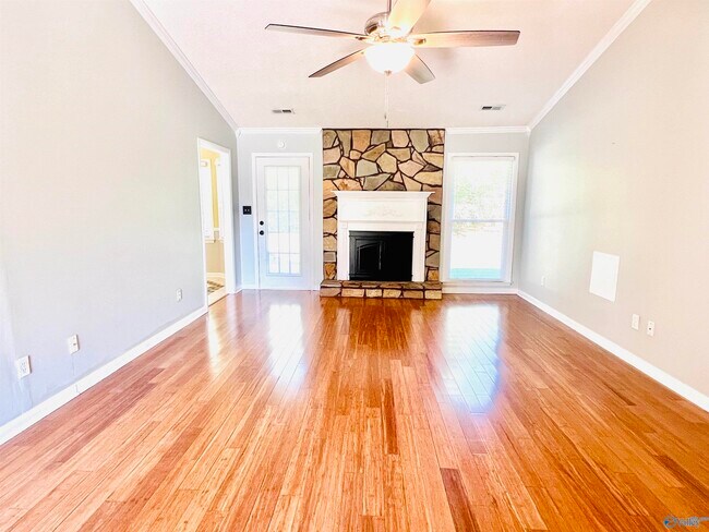 Building Photo - 116 Bibb Dr