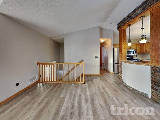 Building Photo - 1903 16th St NE