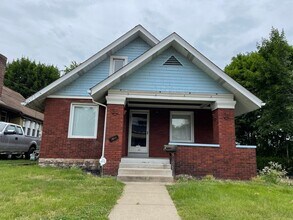 Building Photo - 1818 Wittmer St