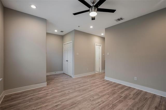 Foto del edificio - 5000 Linder Ave