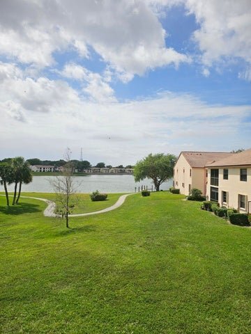 Foto del edificio - 3190 Leewood Terrace