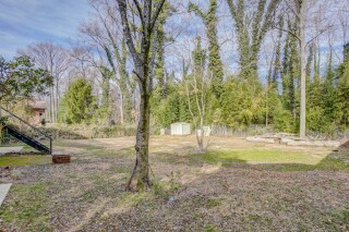 Building Photo - 6417 Earlham Dr