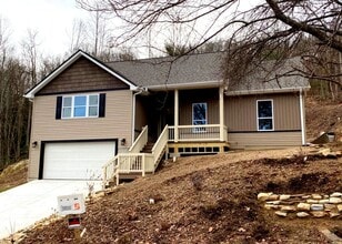 Building Photo - 117 Country Ridge Rd