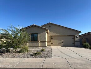 Building Photo - 627 N Crowned Dove Trail
