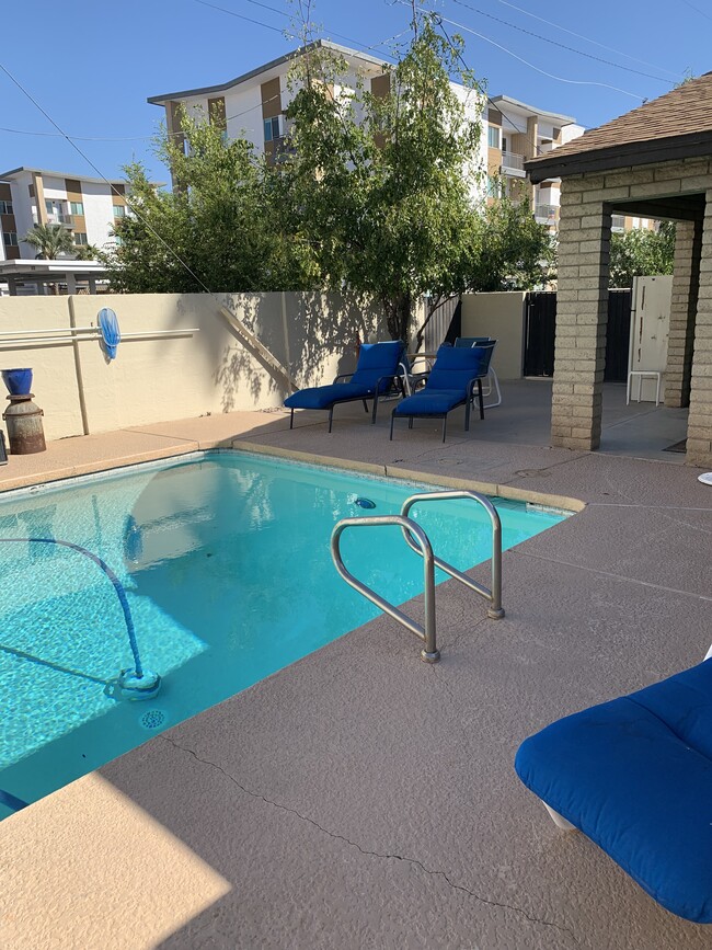 Large shared pool,only 4 units - 7224 E Palm Ln