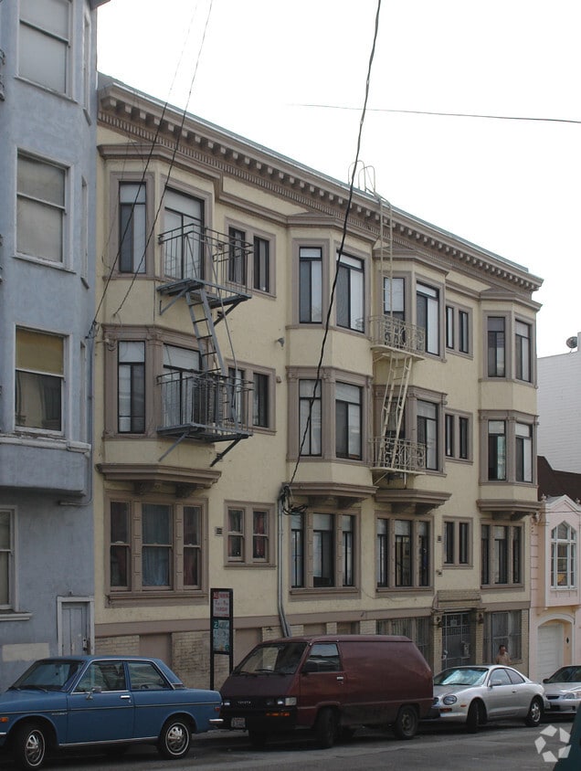 Building Photo - 1480 Larkin St