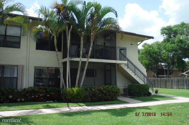 Foto del edificio - 10015 Winding Lake Rd