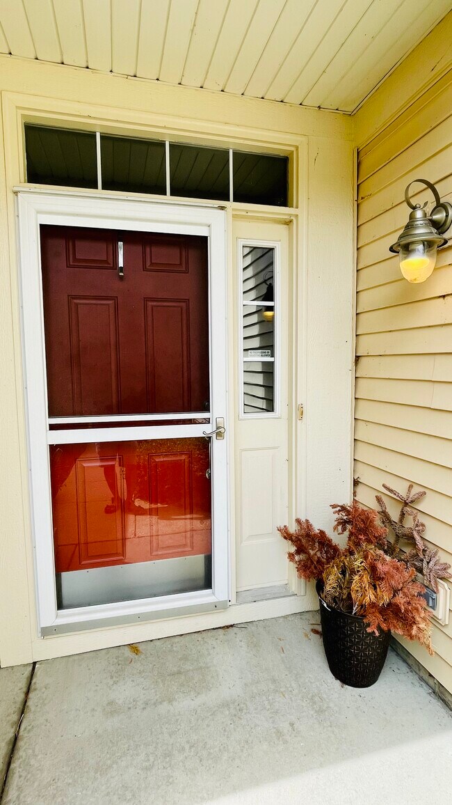 2359 Cir, Aurora, IL 60503 House Rental in Aurora, IL