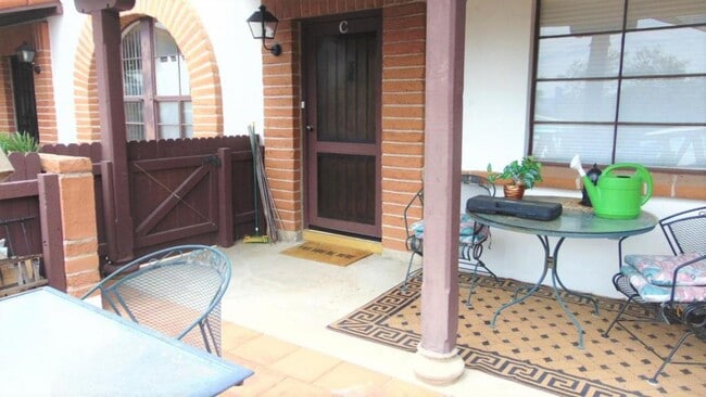 Building Photo - 480 S Paseo Aguila