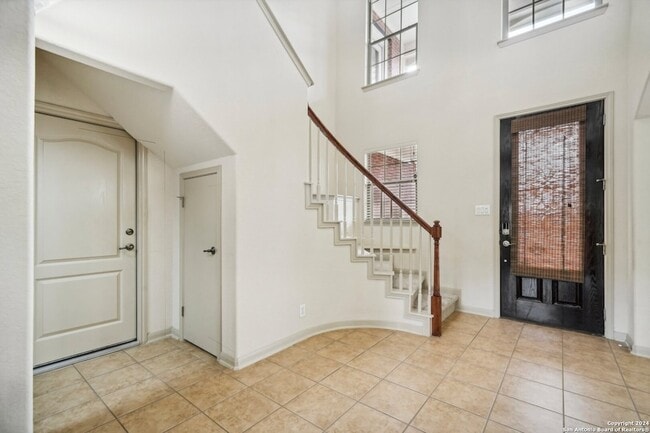 Building Photo - 2031 Three Forks