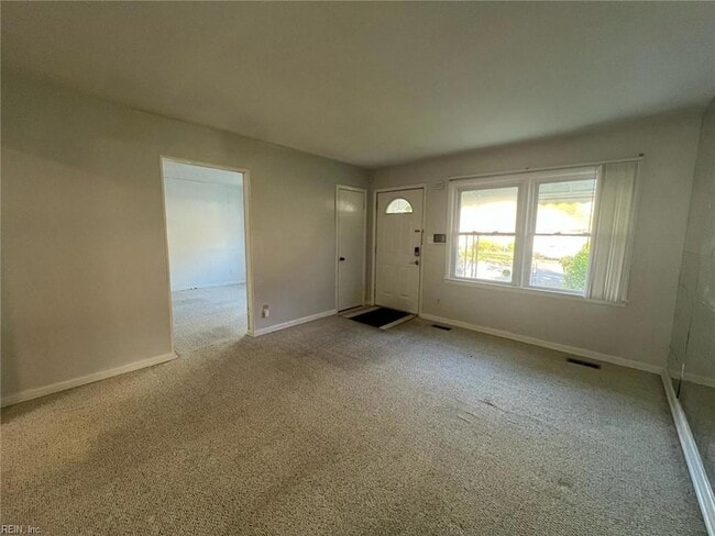 Building Photo - 4556 Dora Cir
