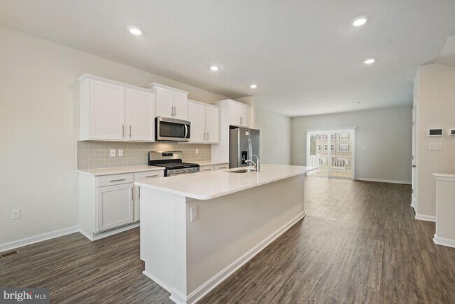 Foto del edificio - 1807 Kellington Ct