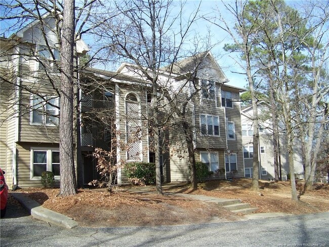 Building Photo - 1006 Wood Creek Dr