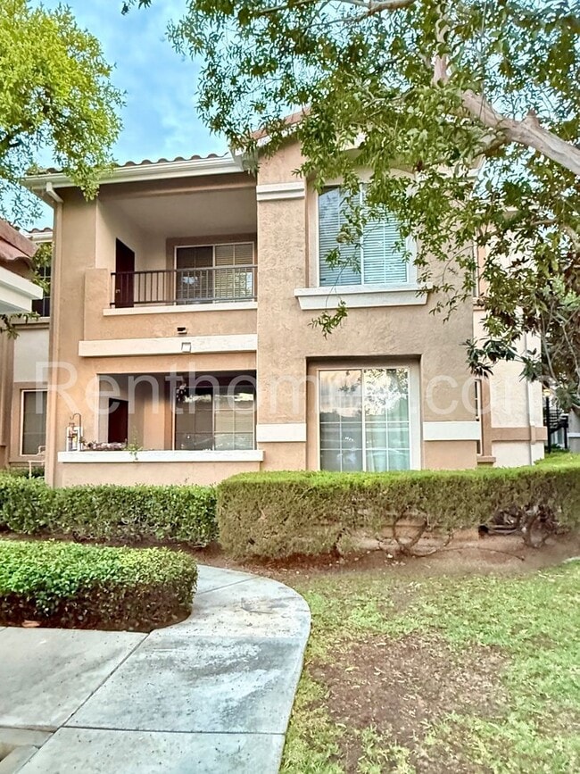 Building Photo - 10728 Sabre Hill Dr