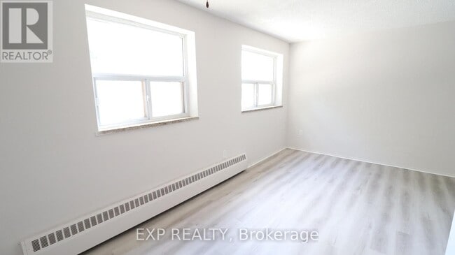 Building Photo - 102 - 84 SECOND STREET