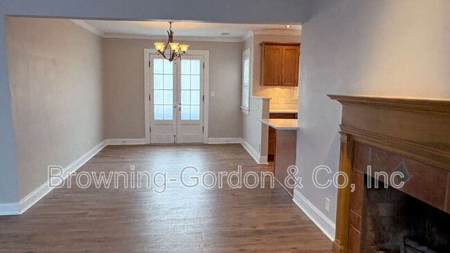 Foto del edificio - 328 E Thompson Ln