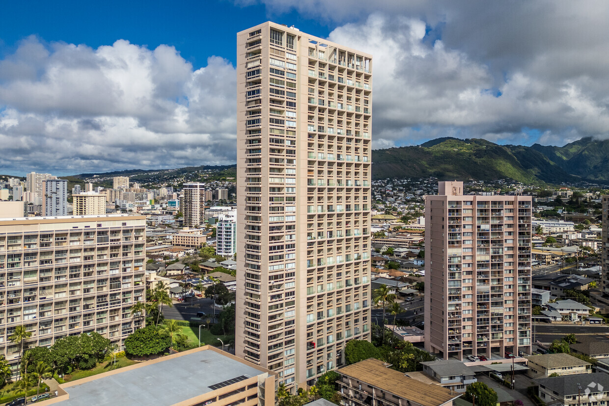 Primary Photo - Ala Wai Plaza Skyrise