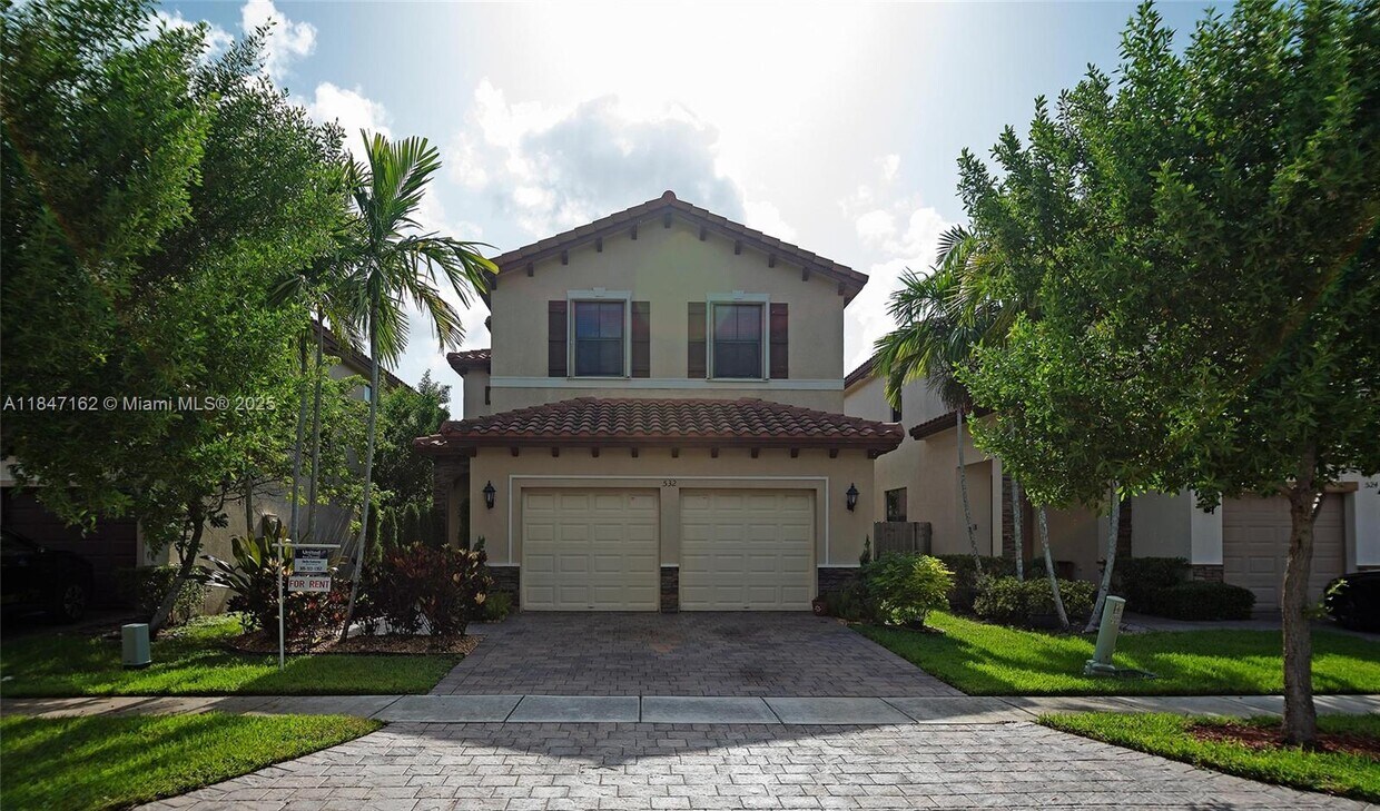 Foto principal - 532 SE 34th Terrace