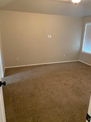 Foto del edificio - 112 Meadow Ln