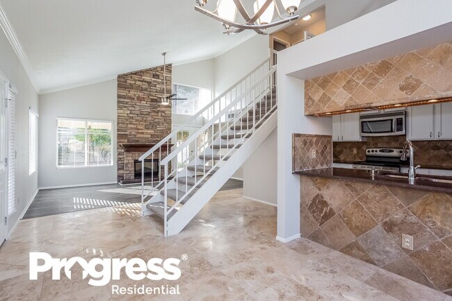 Foto del edificio - 845 E Manor Dr