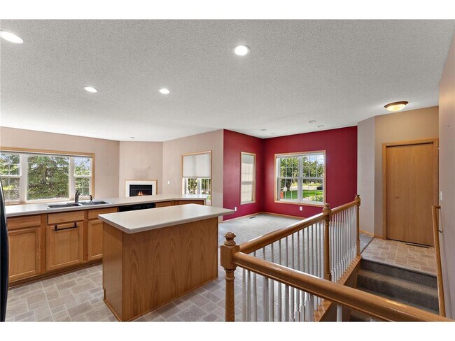 Foto del edificio - 7590 4th St Ln N