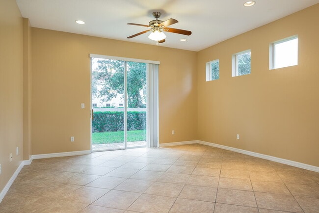 Foto del edificio - 1091 Wickerwood St