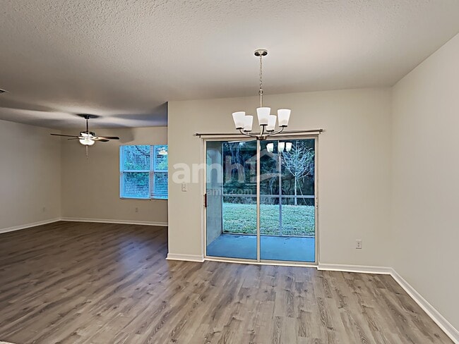 Building Photo - 35886 Jenny Lynne Circle