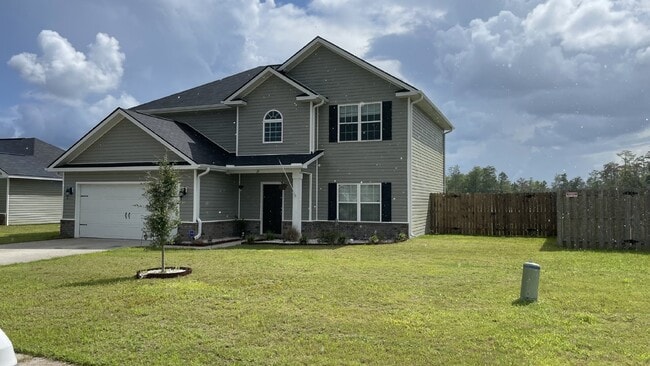 Building Photo - Home For Rent