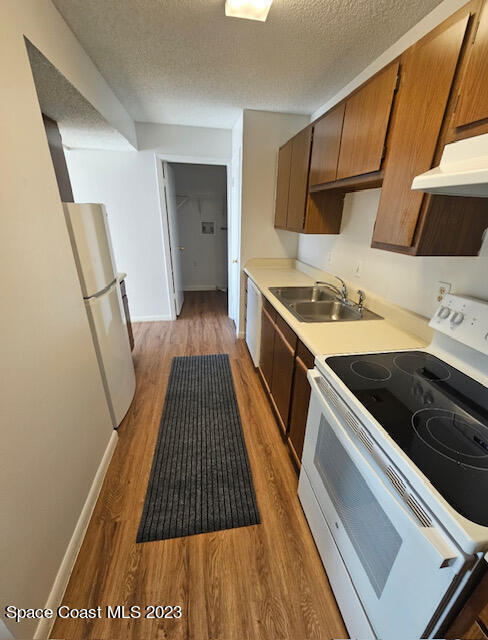 Foto del edificio - 3535 Sable Palm Ln