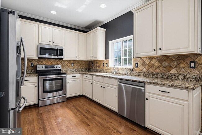 Foto del edificio - 4 Summit Ridge Ct