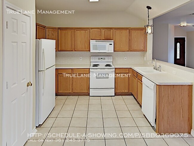 Building Photo - 1826 Spanish Trail