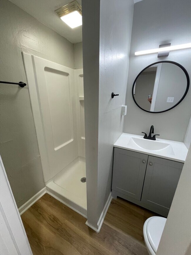 Building Photo - Butler Tarkington -  3 bedroom home