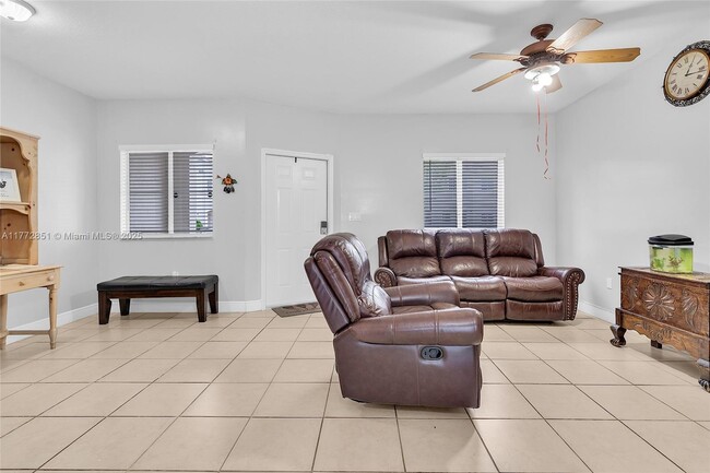 Foto del edificio - 1517 SE 31st Ct
