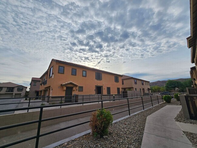 Building Photo - MOVE IN READY UPGRADED CONDO IN GATED  HUN...