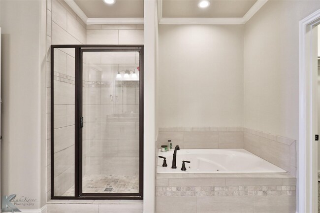 Foto del edificio - 7502 Olive Grove Ave
