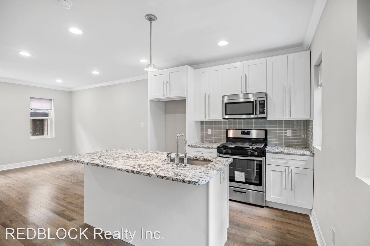 Foto principal - 3 br, 2 bath House - 1920 CAMBRIDGE ST