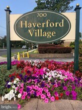Building Photo - 628 Village Heritage