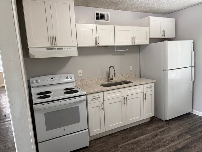 Cocina - 1724 Pepper Dr