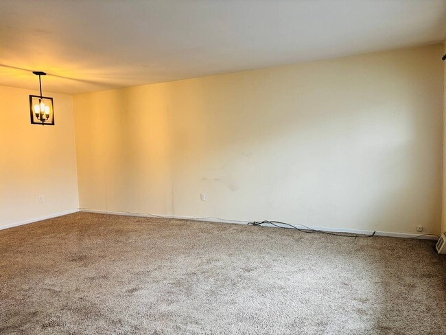 Foto del edificio - 220 Mountainview Ave