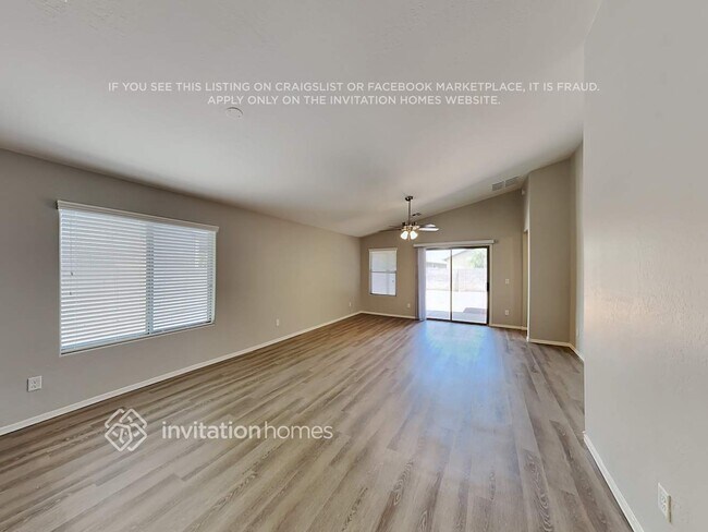 Foto del edificio - 1766 W Desert Hills Dr