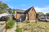 Primary Photo - 3 Bed,2 bath Duplex
