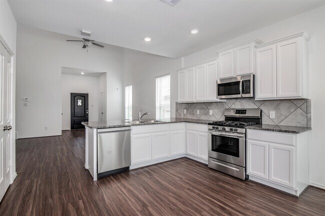 Building Photo - 23741 Woodgreen Terrace Dr