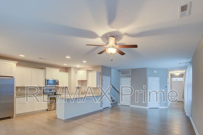 Building Photo - 4158 Pughsville Rd