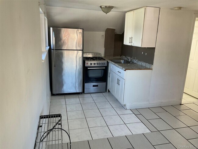 Foto del edificio - 173-18 143rd Rd