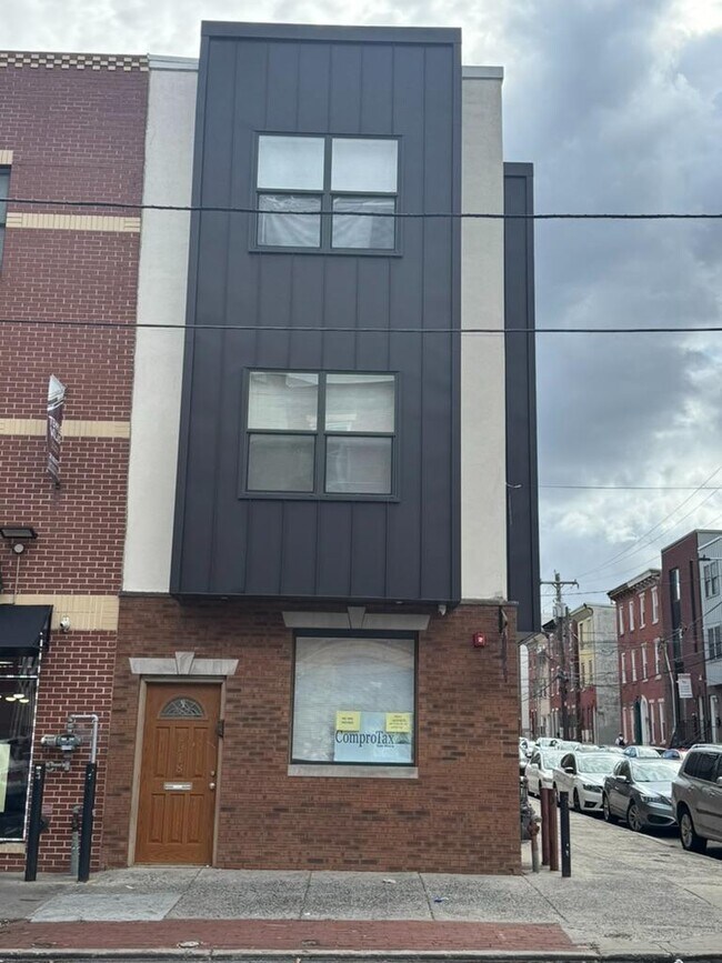 Foto del edificio - 1618 Cecil B. Moore Ave