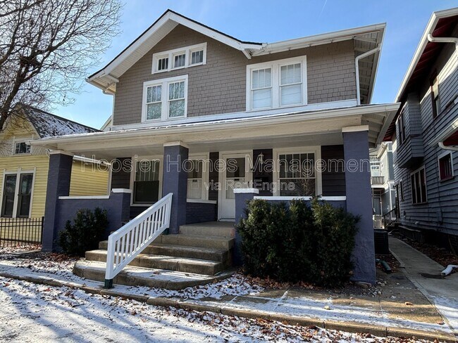 Photo - 1526 Bellefontaine St Apartment